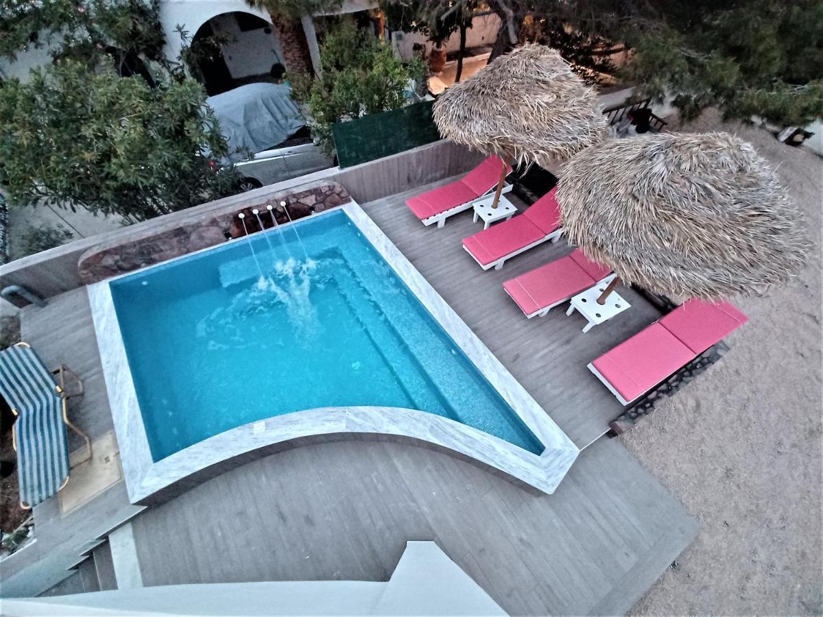 Captain Lazaros Villa: Black Beach Resort with Pool and Sea View Perissa  Exterior photo