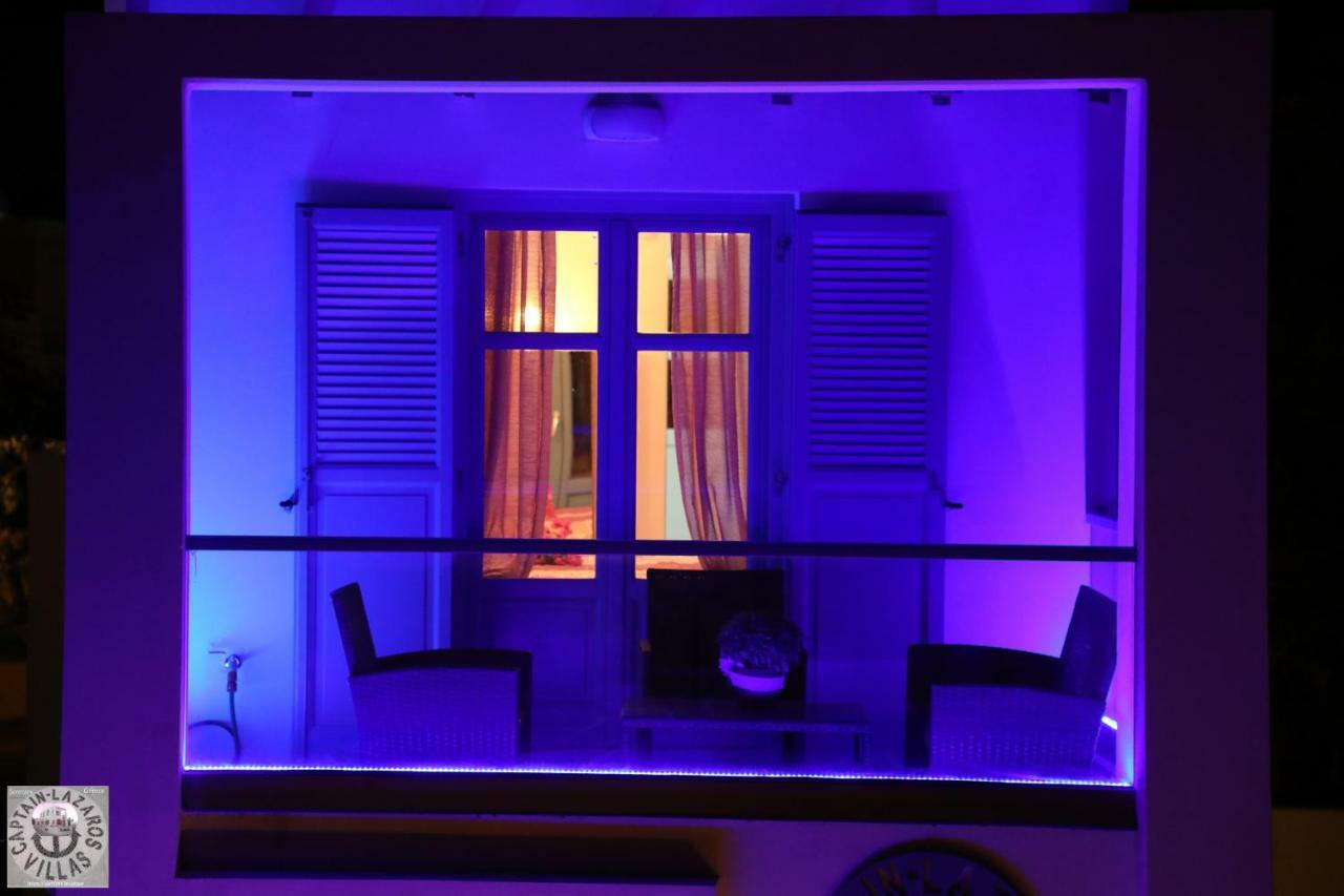 Captain Lazaros Villa: Black Beach Resort with Pool and Sea View Perissa  Exterior photo